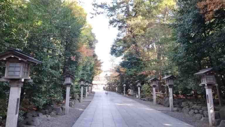 三の鳥居から神門までの道のり