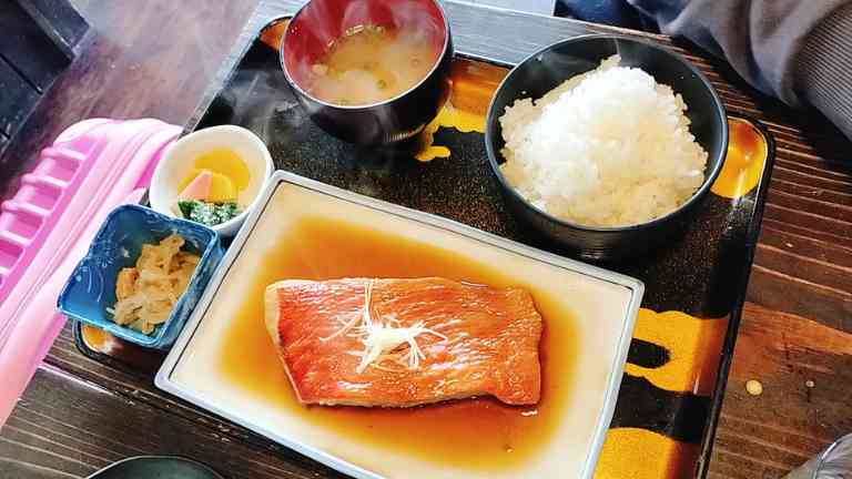 金目鯛の煮付け定食