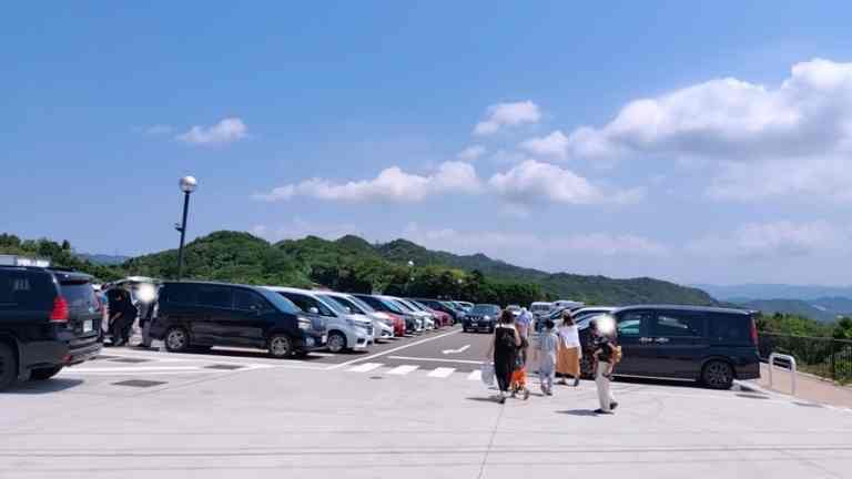 うずまちテラス駐車場