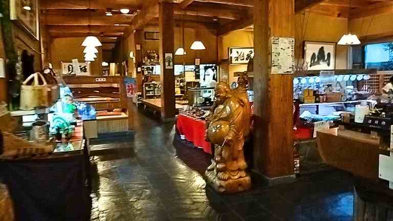 店内の様子