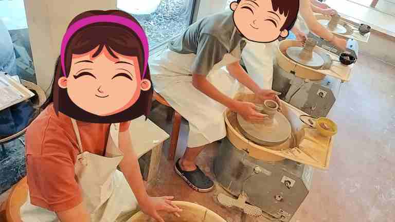 電動ろくろで作成している様子